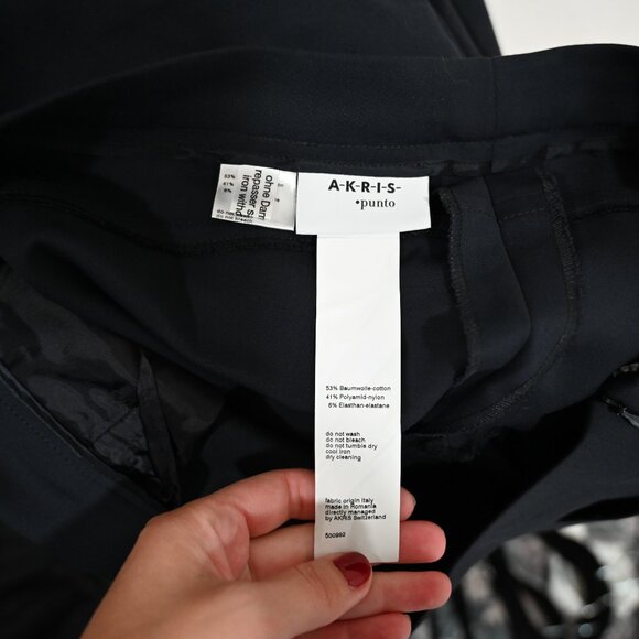 Akris Punto Size 14 Navy Franca Mid-Rise Cropped Pants - Picture 7 of 11